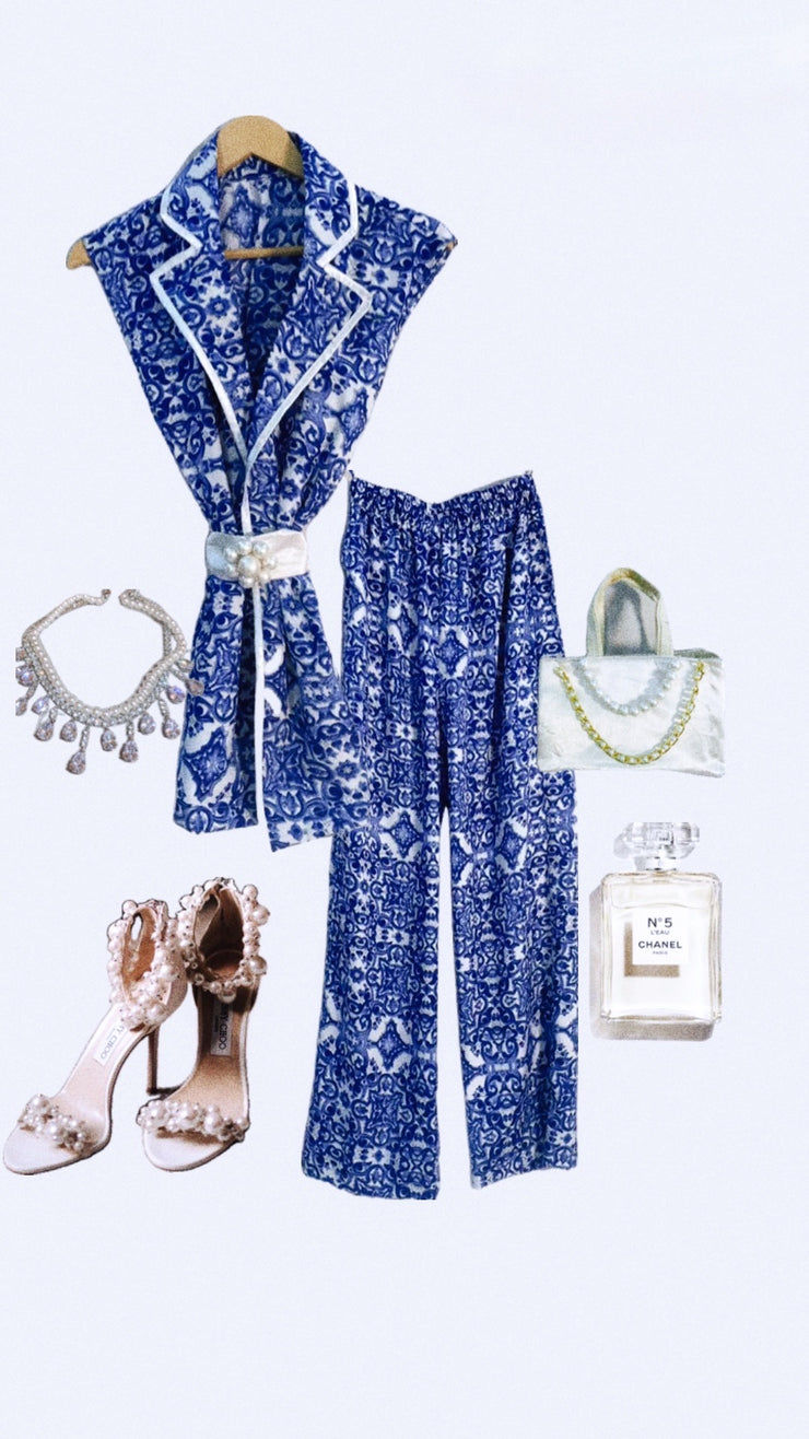 Porcelain Elegance coord set with belt